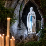 Logo of the podcast Lourdes : le récit des Apparitions Podcast Lourdes : le récit des Apparitions