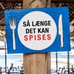 Logo of the podcast Så længe det kan spises Podcast Så længe det kan spises