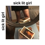 Logo of the podcast sick lit girl Podcast sick lit girl