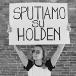 Logo of the podcast Sputiamo su Holden Podcast Sputiamo su Holden