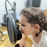 Logo of the podcast סיפורים לילדים - נעמיקי מספרת Podcast סיפורים לילדים - נעמיקי מספרת